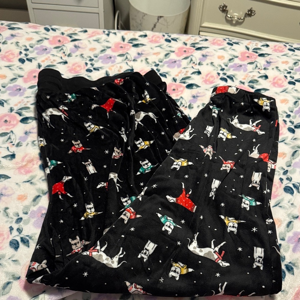 Secret Treasures Black Pajama Pants with Dog Print